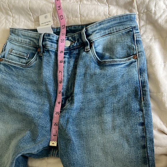 Blank NYC Hoyt Jeans - Picture 4 of 11